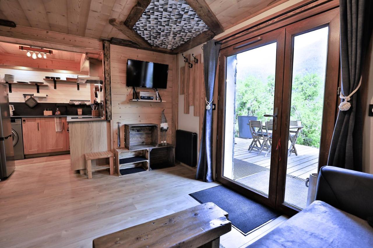 Studio du Coin - Vue montagne, au calme, Terrasse - AravisTour Les Villards-sur-Thônes Extérieur photo